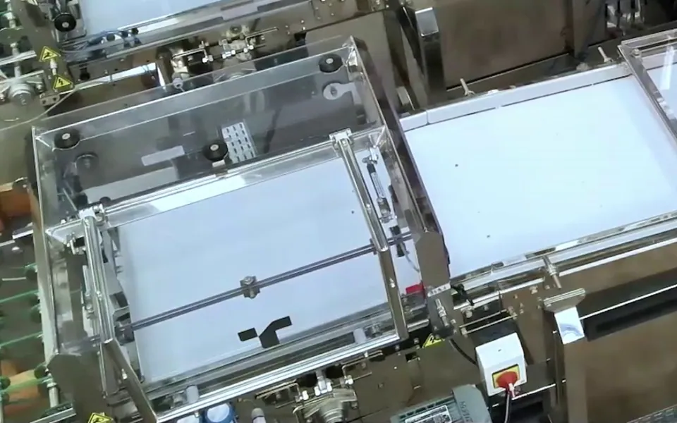 TRFCleanflow conveyor module with clear guard